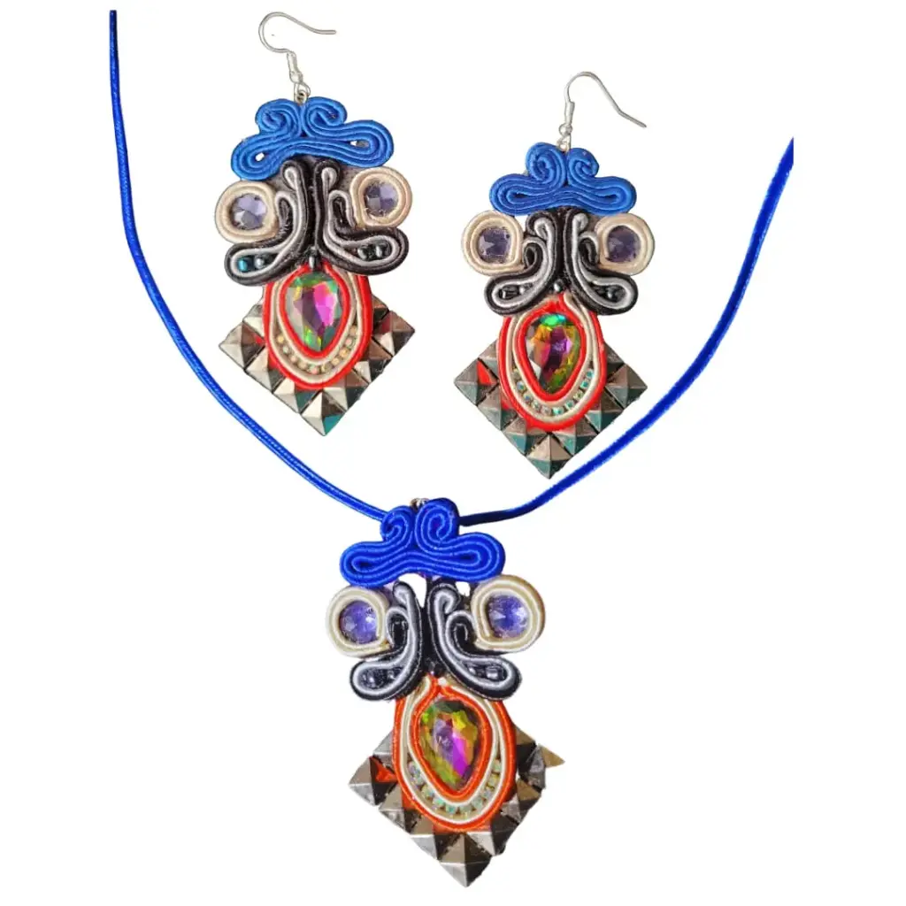 Juego Soutache 'Rey Moreno' (con Tachas Metálicas)