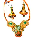 Juego Soutache 'Gala Kullawada' (Collar Best-Seller + Aretes Rueca)