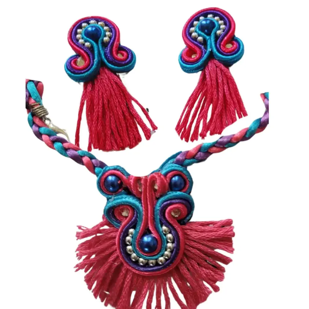 Juego Soutache con Borlas (Hilos de Bordar Hechos a Mano)