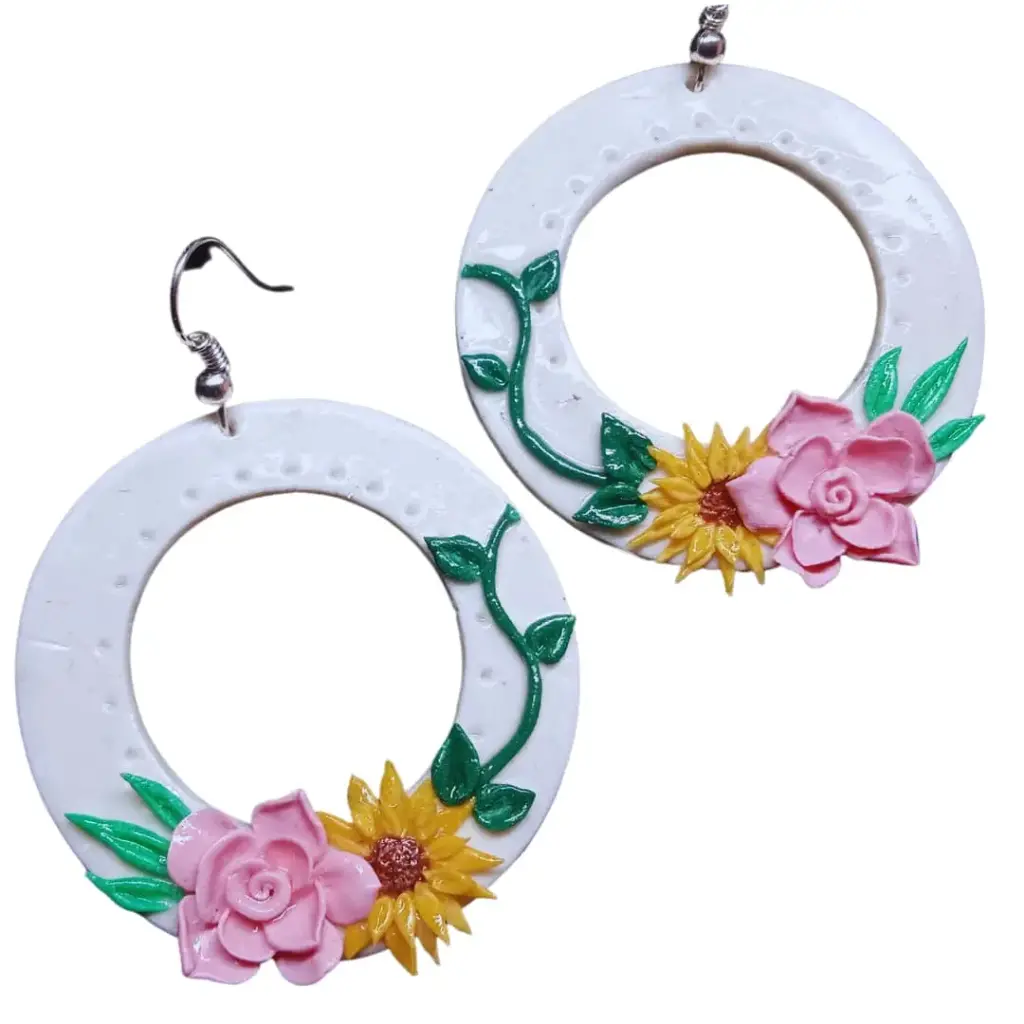 Aretes 'Jardín Secreto' (Aros con Flores 3D en Polimero de Micro-Modelado)