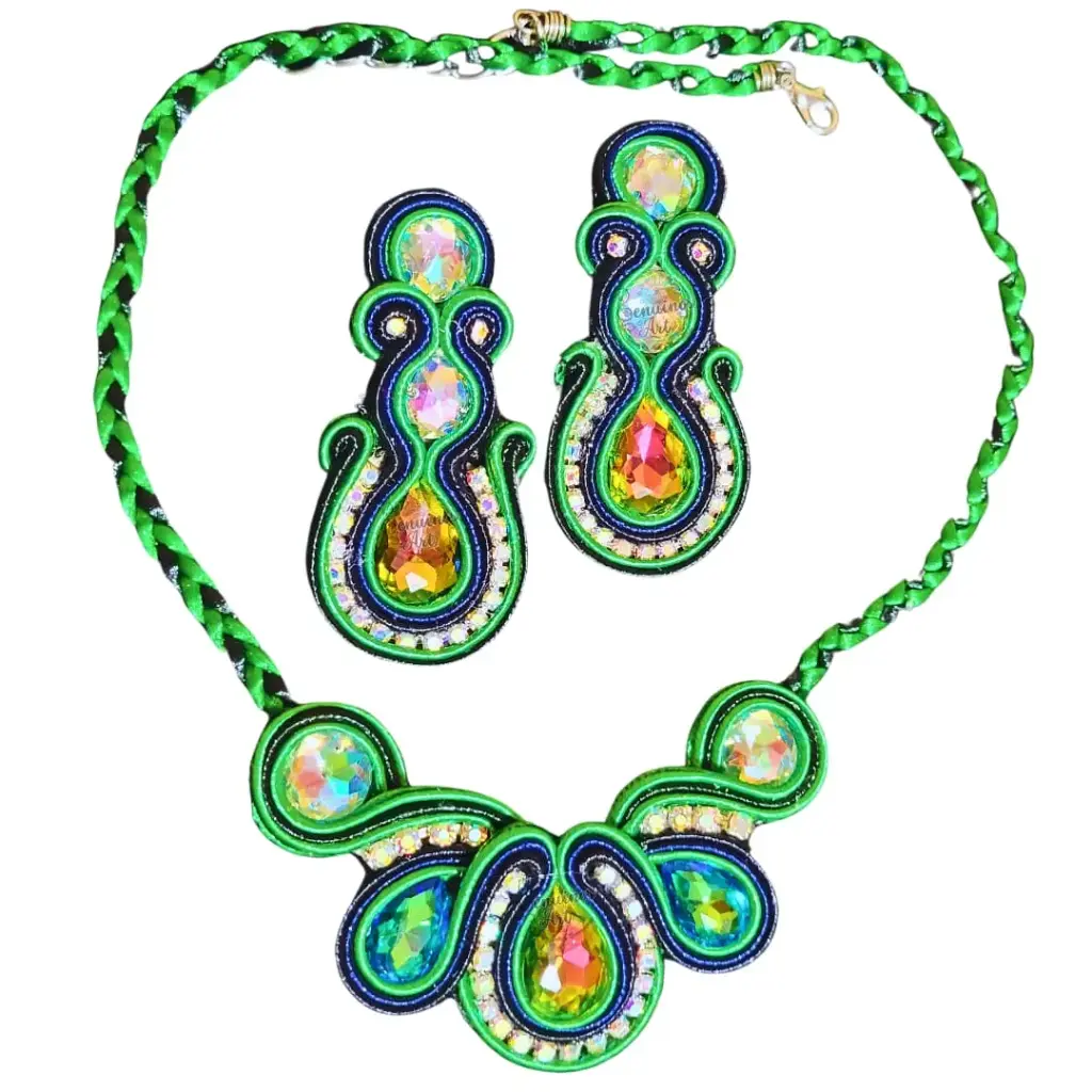 Juego Soutache 'Gala Iridiscente' (Bordado en Pedrería)