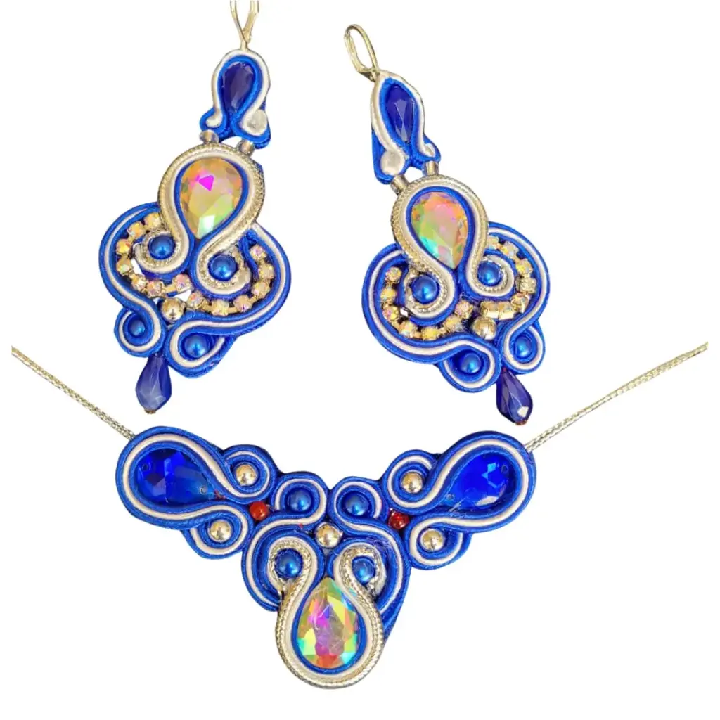 Juego Soutache 'Serpentina Asimétrica' (Bordado en Pedrería)