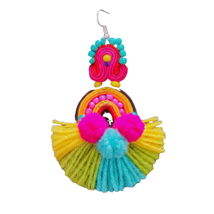 Aretes 'Abanico Novoandino' (Soutache, Lana y Pompones)