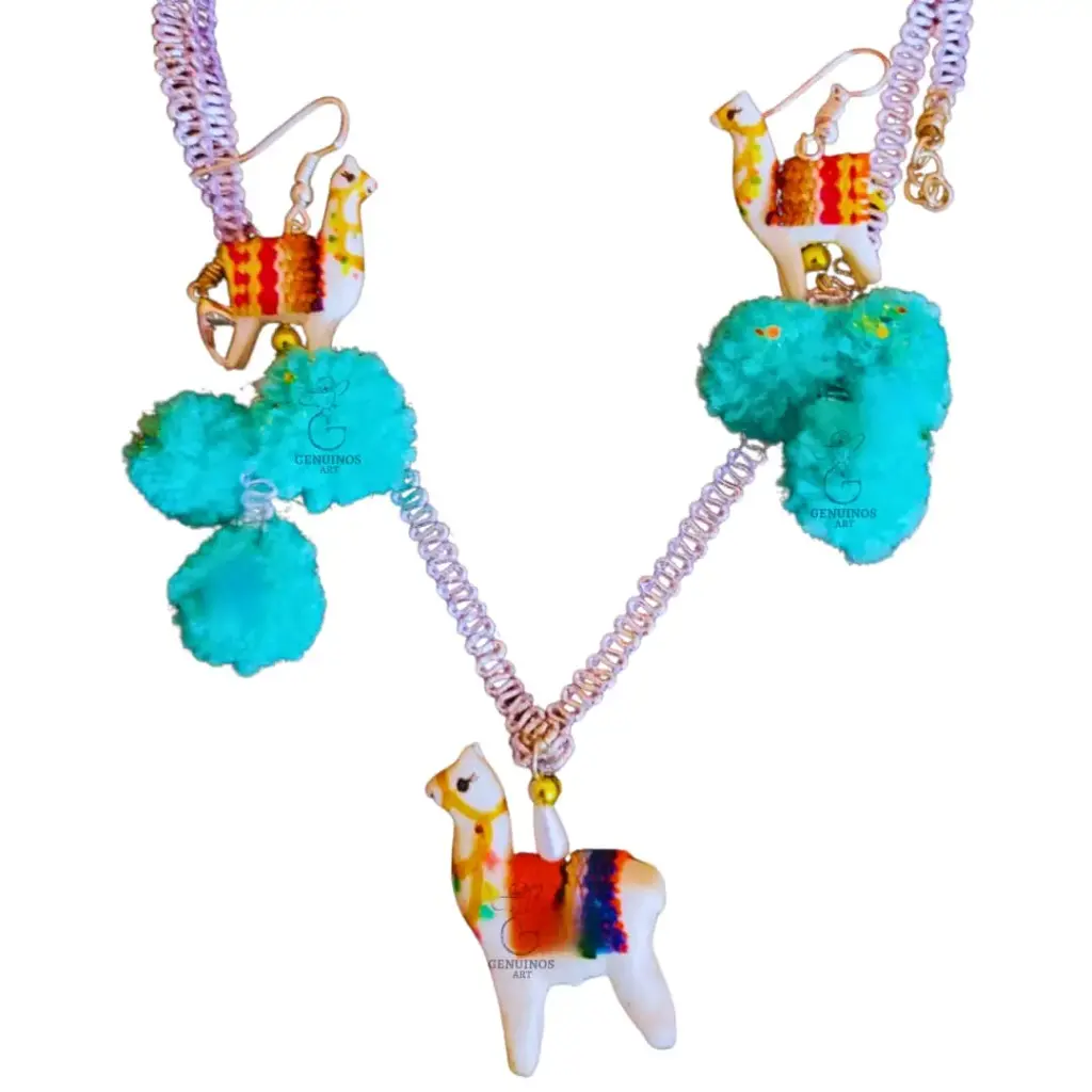 Juego 'Llama Festiva' (Collar y Aretes Fusión Textil)