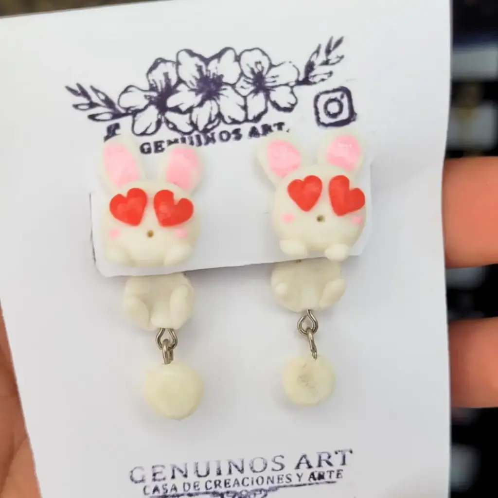 Aretes 'Conejito Corazón' 3D (Polímero de Micro-modelado)